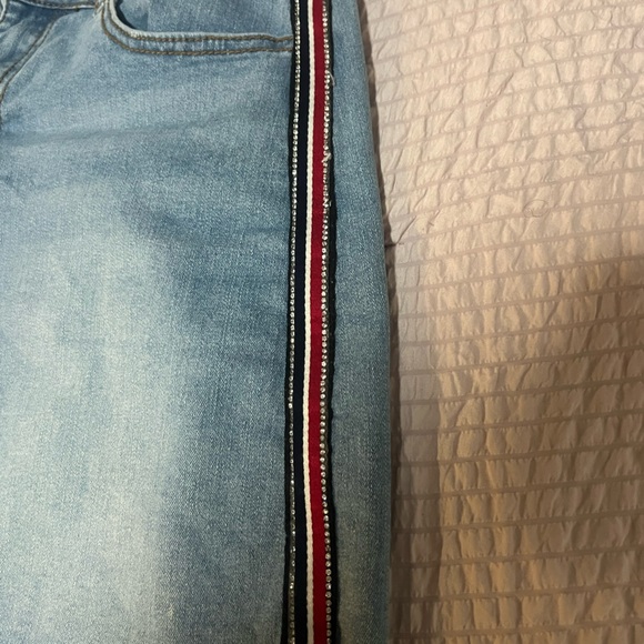 cute denim skirt with red white and blue &  Diamond stitching - Picture 4 of 4